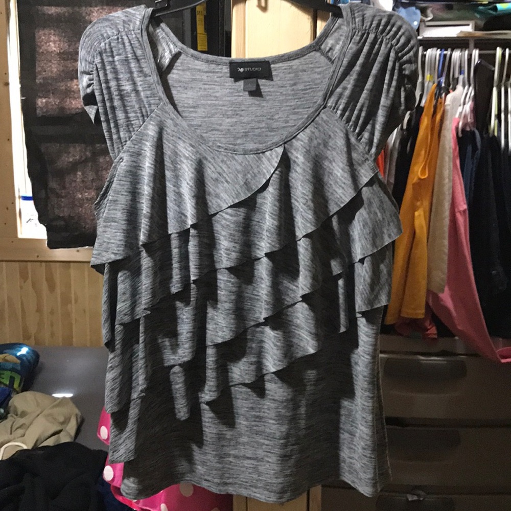 Gray AB studio top